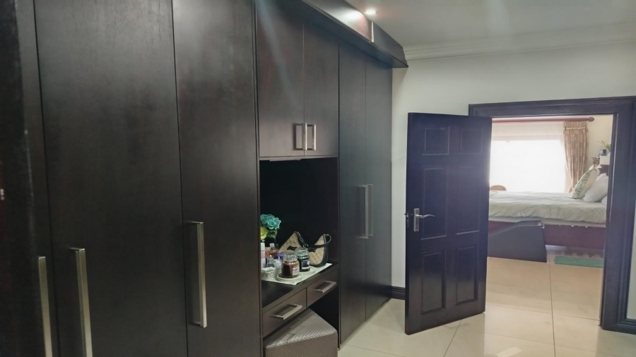 6 Bedroom Property for Sale in Kaalplaats Gauteng