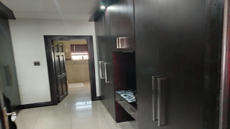 6 Bedroom Property for Sale in Kaalplaats Gauteng