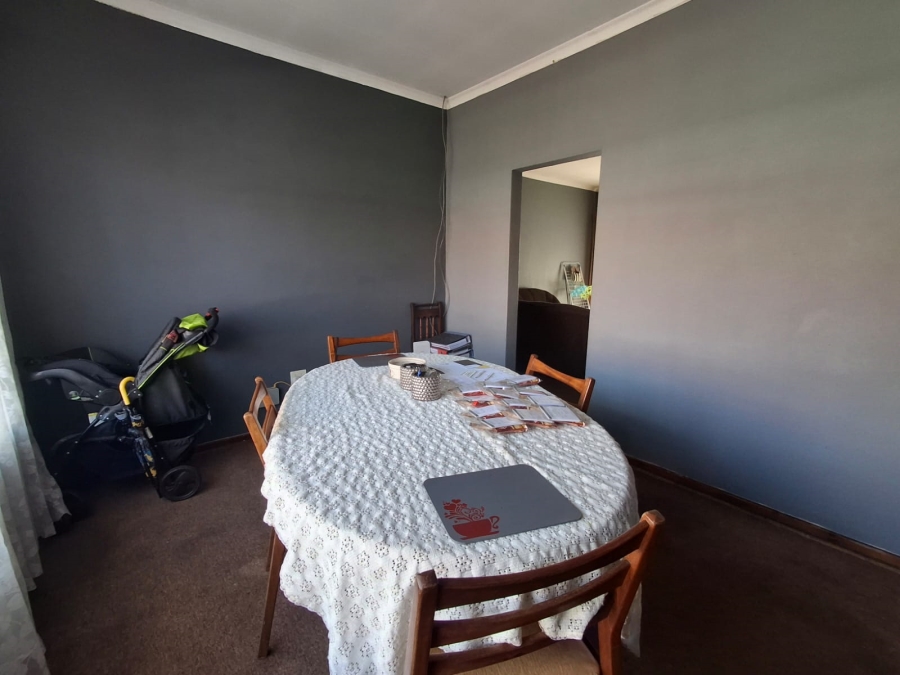 3 Bedroom Property for Sale in Rustivia Gauteng