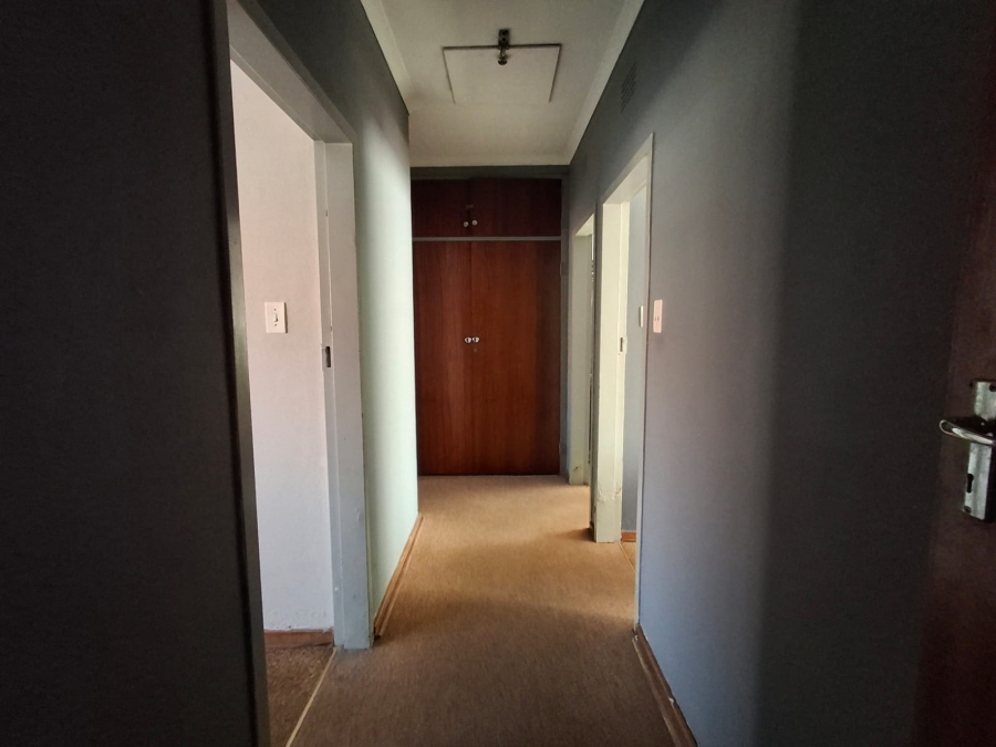 3 Bedroom Property for Sale in Rustivia Gauteng