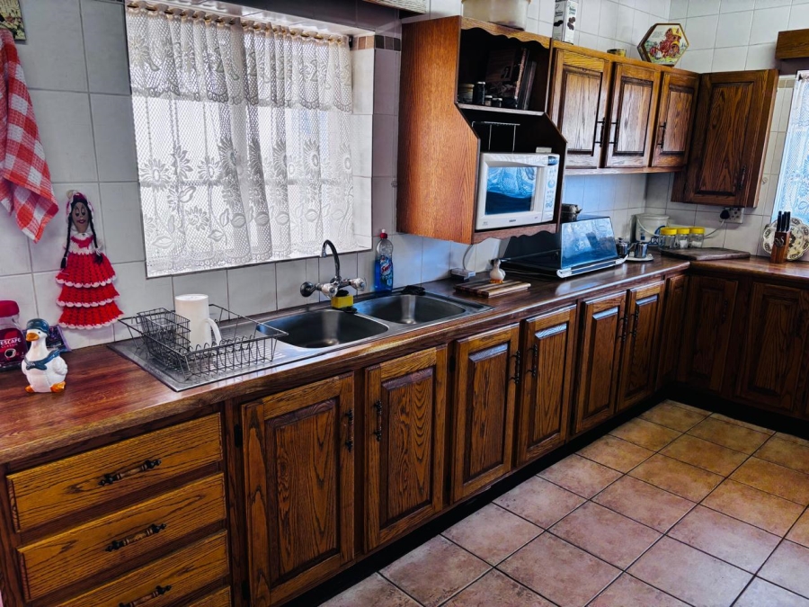 4 Bedroom Property for Sale in Wentworth Park Gauteng