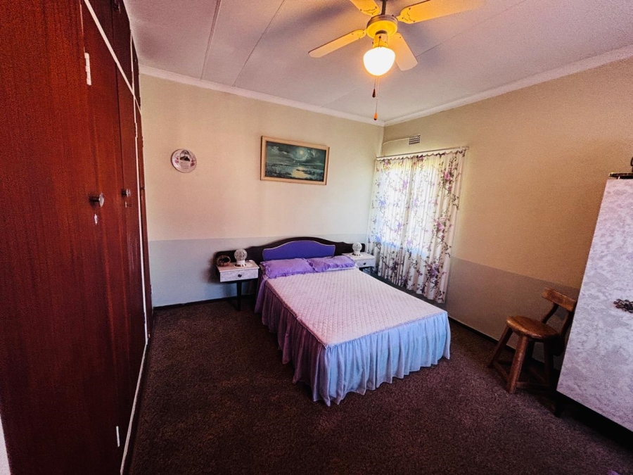 4 Bedroom Property for Sale in Wentworth Park Gauteng