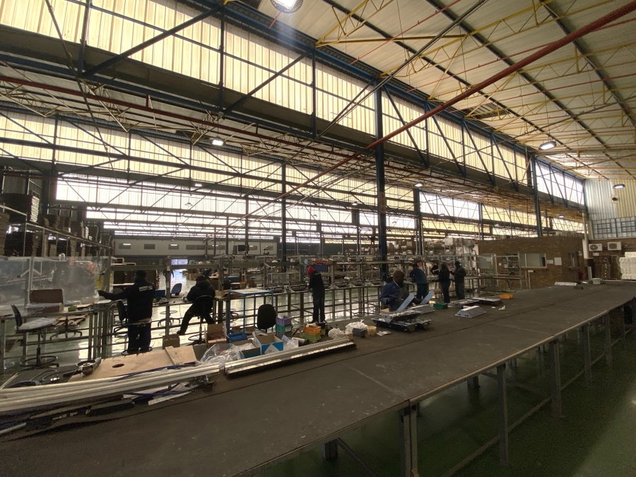 Commercial Property for Sale in Clayville Gauteng