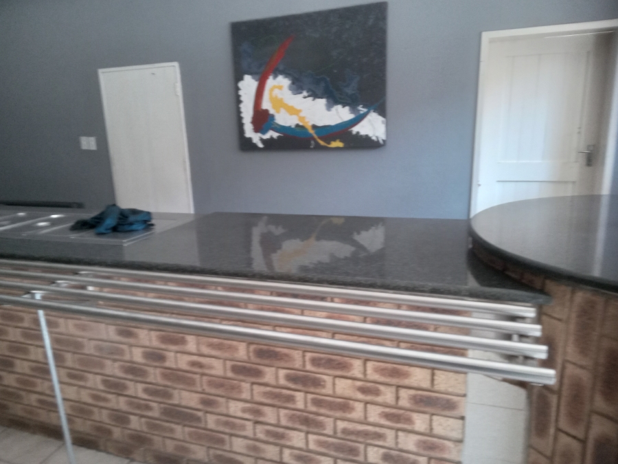 To Let commercial Property for Rent in Apex Gauteng