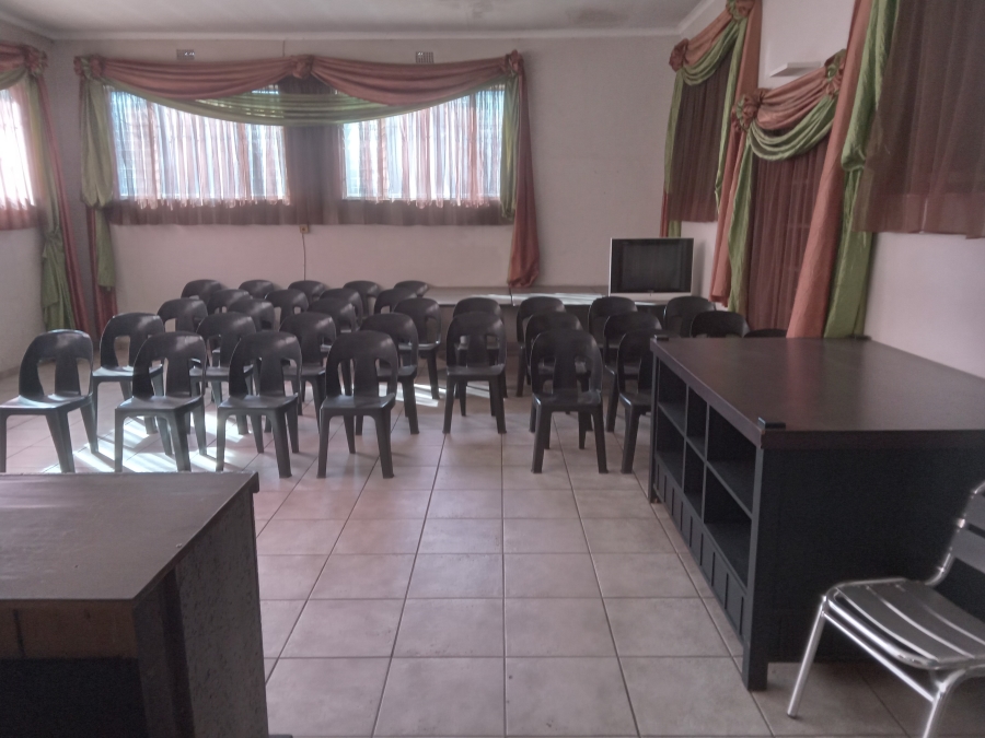 To Let commercial Property for Rent in Apex Gauteng