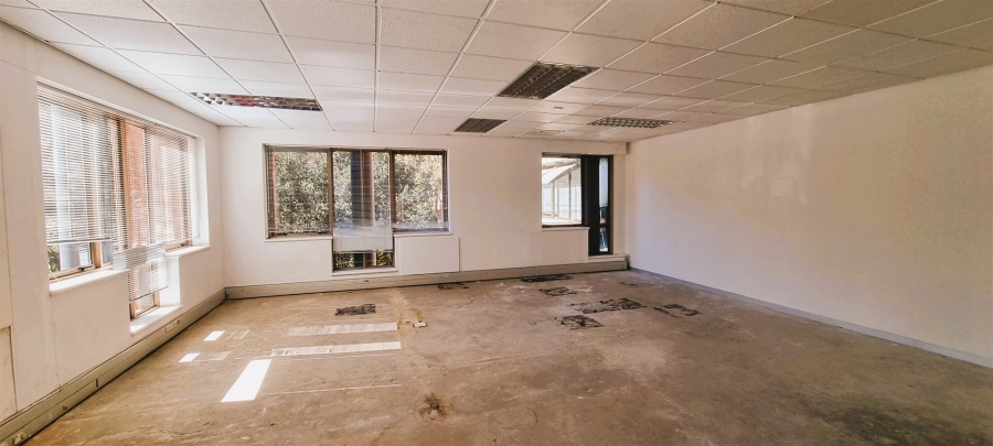 To Let commercial Property for Rent in Woodmead Gauteng