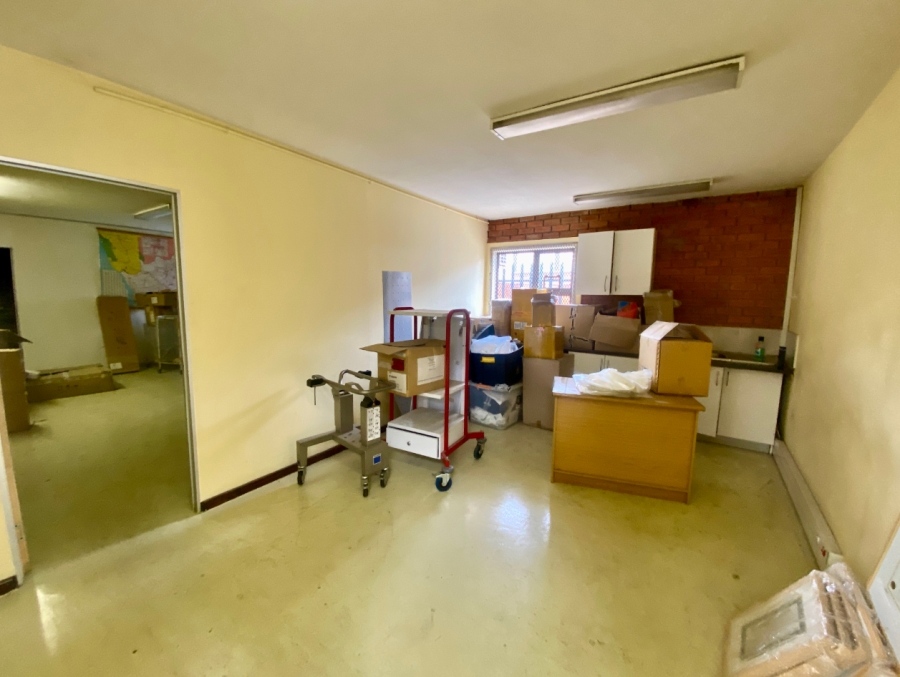 To Let commercial Property for Rent in Randjespark Gauteng