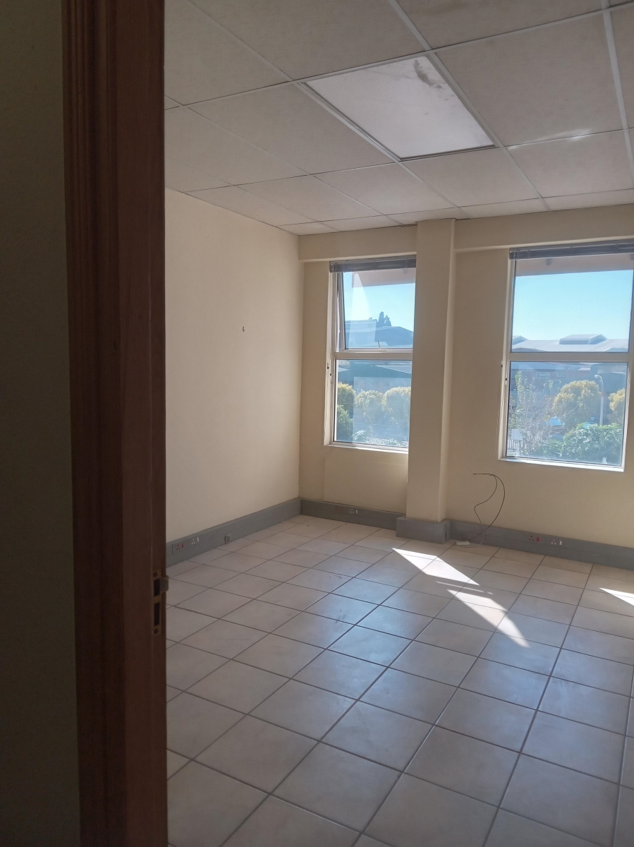 To Let commercial Property for Rent in Jet Park Gauteng
