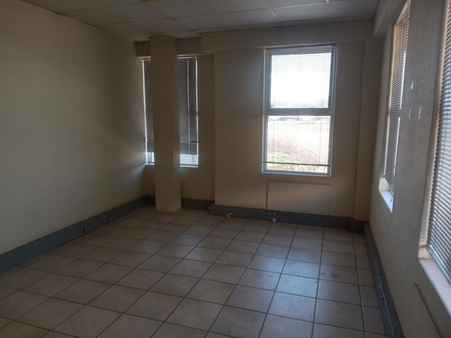 To Let commercial Property for Rent in Jet Park Gauteng