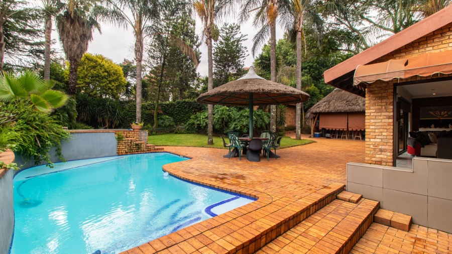 9 Bedroom Property for Sale in Bedfordview Gauteng