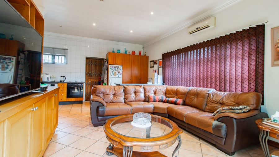 9 Bedroom Property for Sale in Bedfordview Gauteng
