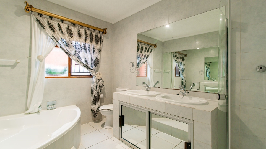 9 Bedroom Property for Sale in Bedfordview Gauteng