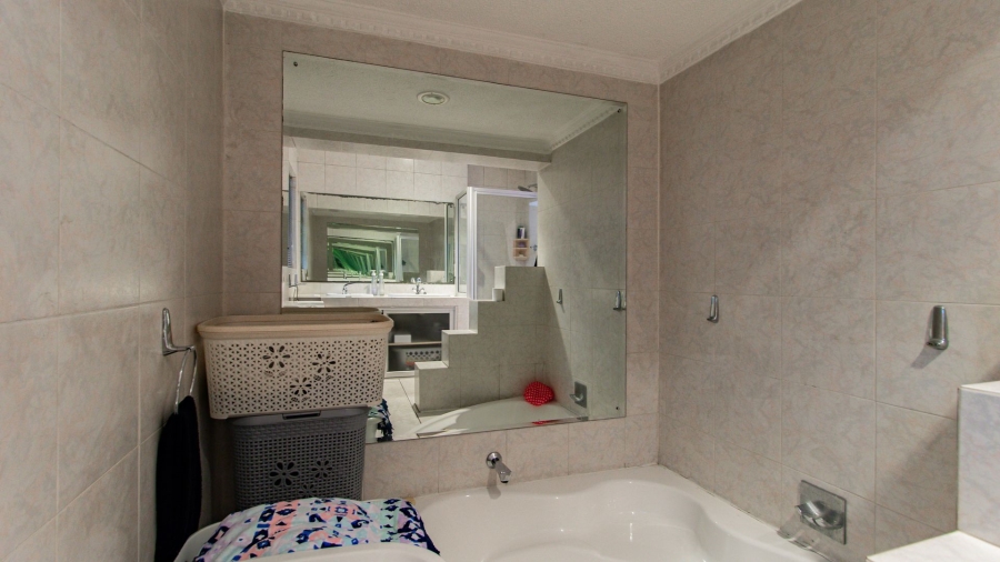 9 Bedroom Property for Sale in Bedfordview Gauteng