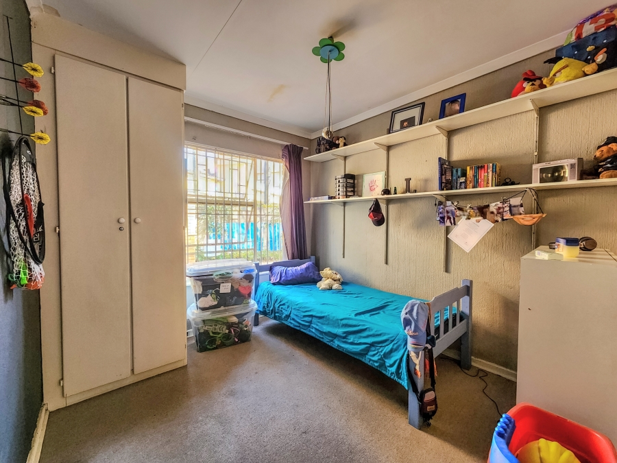 4 Bedroom Property for Sale in Radiokop Gauteng