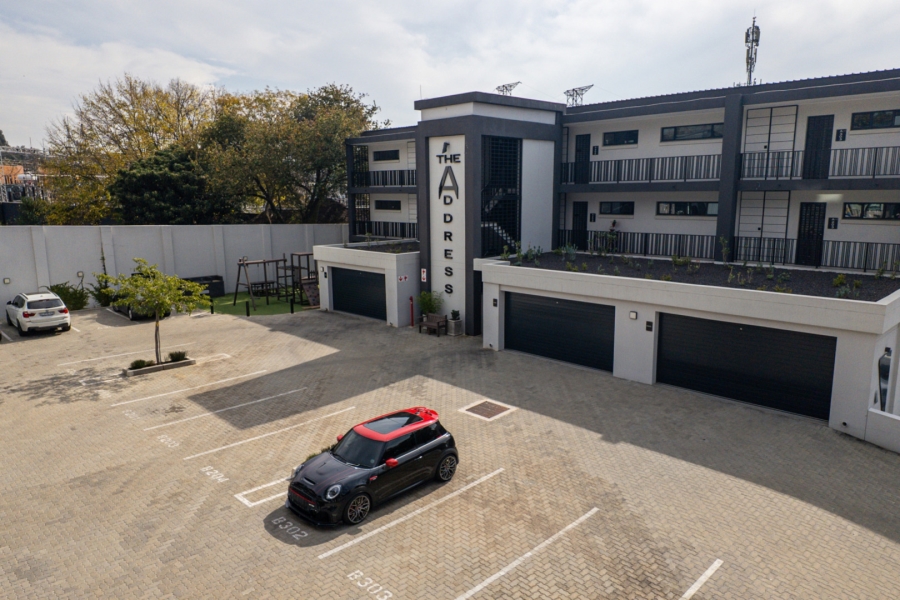 3 Bedroom Property for Sale in Oaklands Gauteng