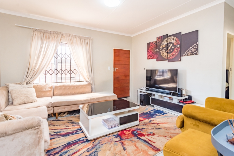 2 Bedroom Property for Sale in Lehae Gauteng