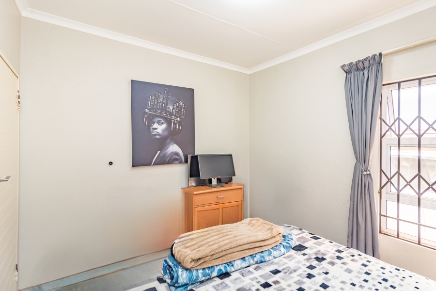 2 Bedroom Property for Sale in Lehae Gauteng