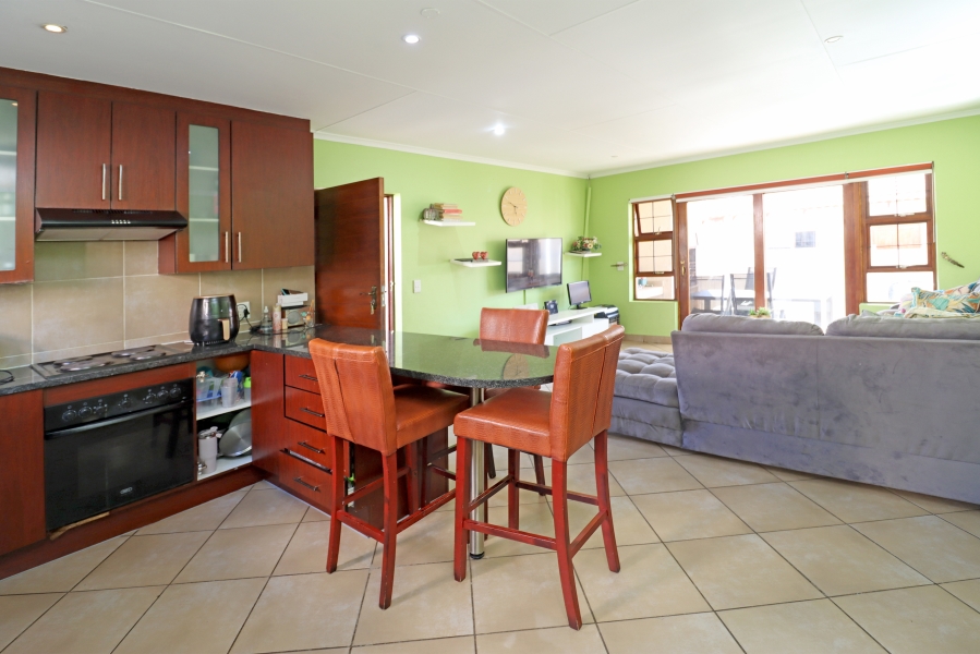3 Bedroom Property for Sale in Thatchfield Hills Gauteng