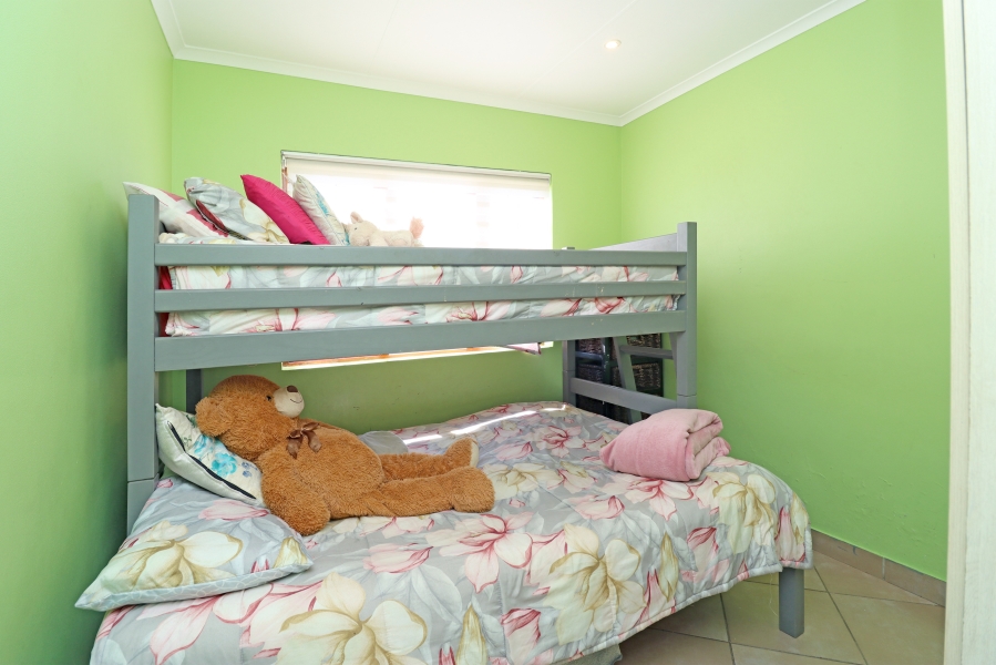 3 Bedroom Property for Sale in Thatchfield Hills Gauteng