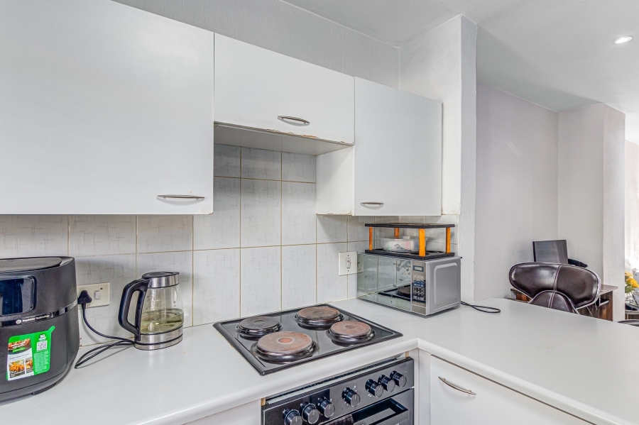 2 Bedroom Property for Sale in Morningside Gauteng