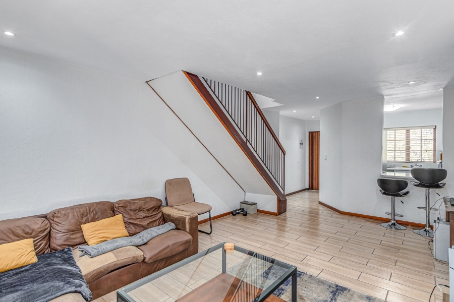 2 Bedroom Property for Sale in Morningside Gauteng