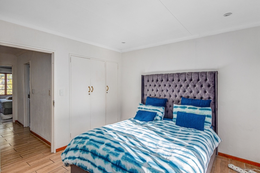 2 Bedroom Property for Sale in Morningside Gauteng