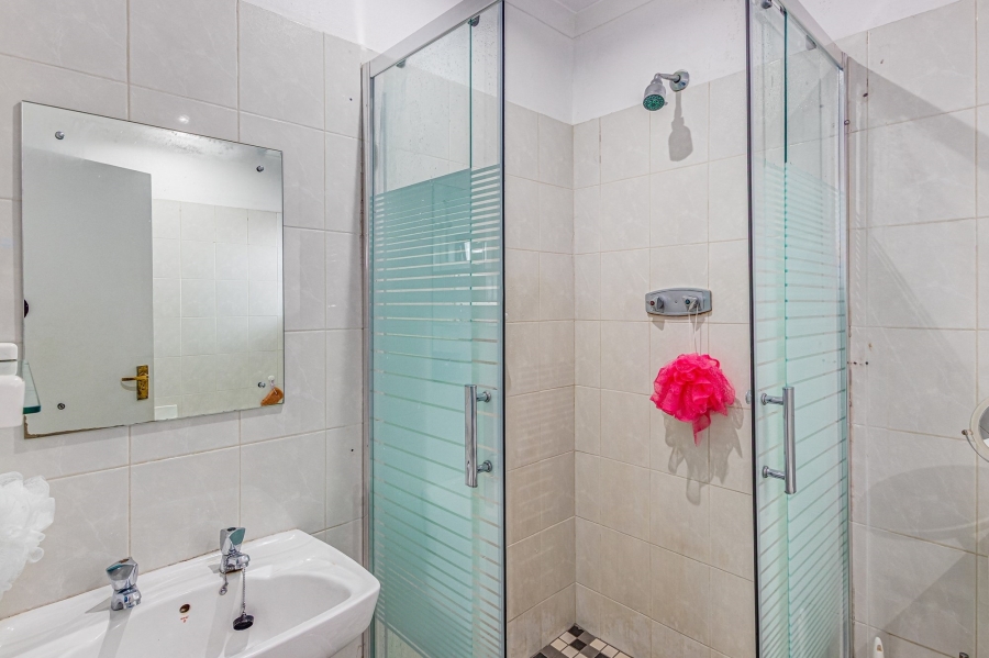 2 Bedroom Property for Sale in Morningside Gauteng