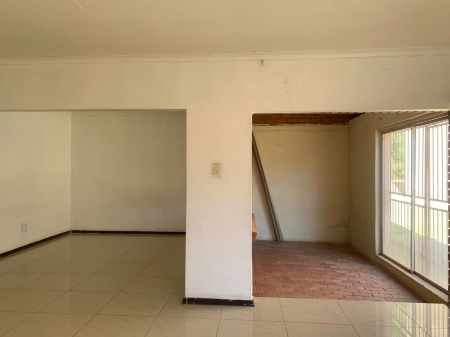 4 Bedroom Property for Sale in Glen Harvie Gauteng