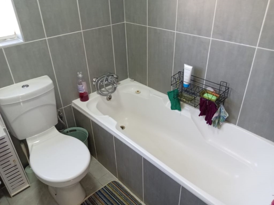 3 Bedroom Property for Sale in Winchester Hills Gauteng