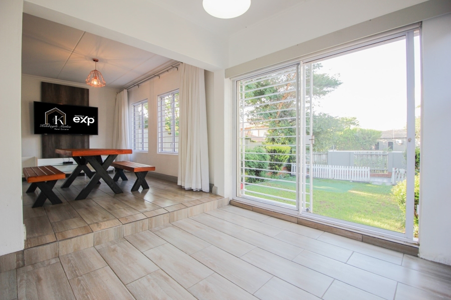 3 Bedroom Property for Sale in Broadacres Gauteng