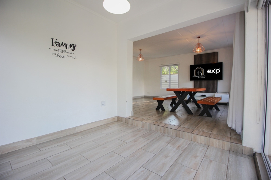 3 Bedroom Property for Sale in Broadacres Gauteng