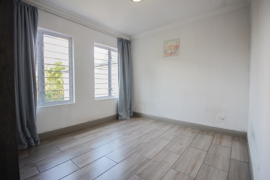 3 Bedroom Property for Sale in Broadacres Gauteng
