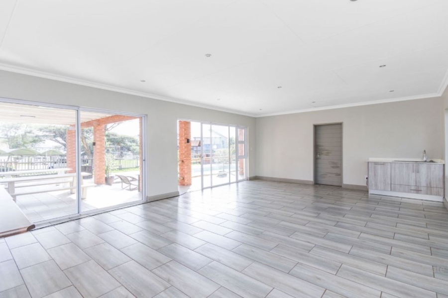 3 Bedroom Property for Sale in Broadacres Gauteng