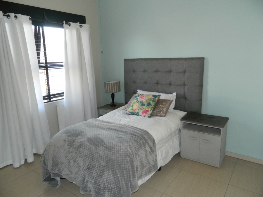 4 Bedroom Property for Sale in Silver Lakes Golf Estate Gauteng