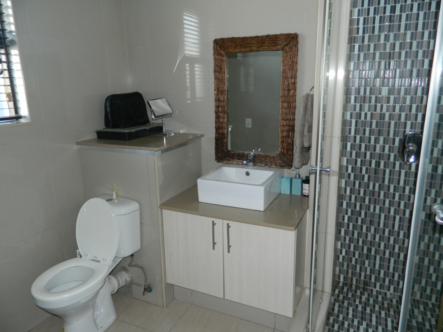 4 Bedroom Property for Sale in Silver Lakes Golf Estate Gauteng