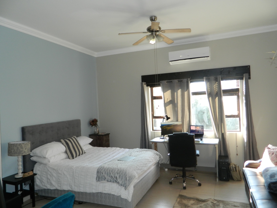 4 Bedroom Property for Sale in Silver Lakes Golf Estate Gauteng