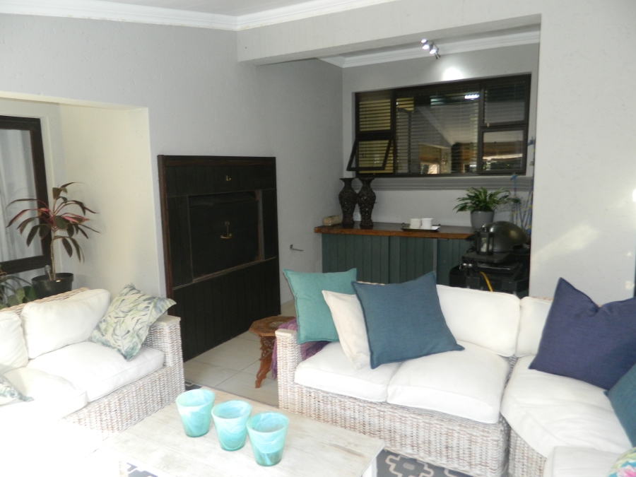 4 Bedroom Property for Sale in Silver Lakes Golf Estate Gauteng