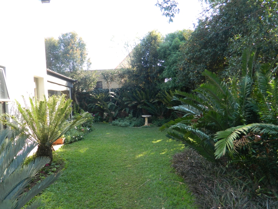 4 Bedroom Property for Sale in Silver Lakes Golf Estate Gauteng