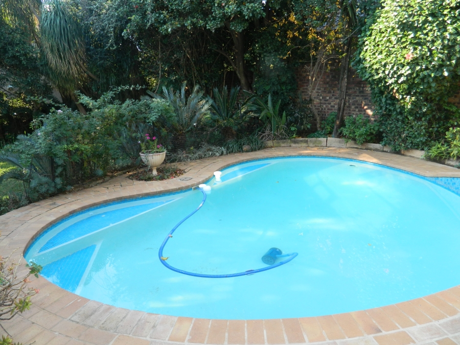 4 Bedroom Property for Sale in Silver Lakes Golf Estate Gauteng