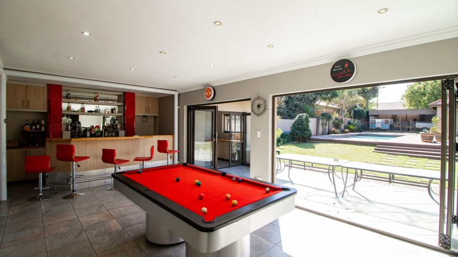3 Bedroom Property for Sale in Farrarmere Gauteng