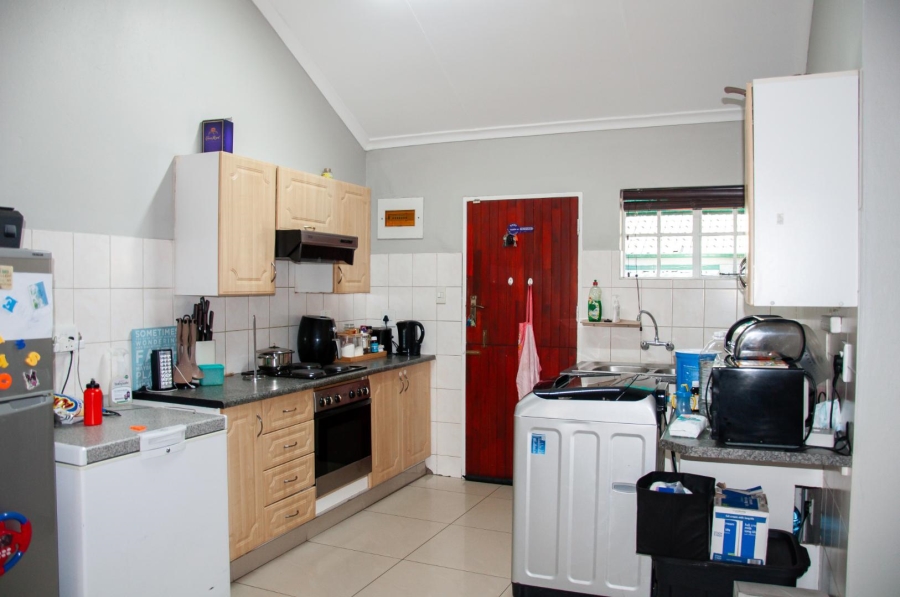 3 Bedroom Property for Sale in Halfway Gardens Gauteng