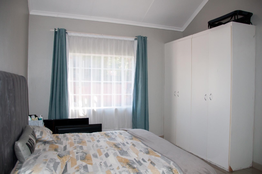 3 Bedroom Property for Sale in Halfway Gardens Gauteng