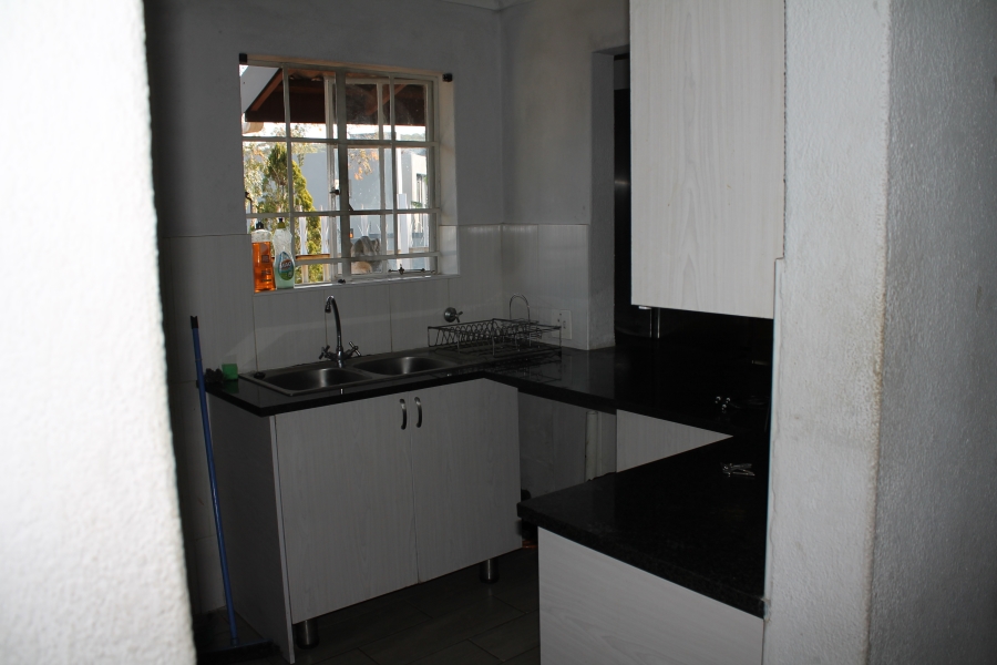 3 Bedroom Property for Sale in Mulbarton Gauteng