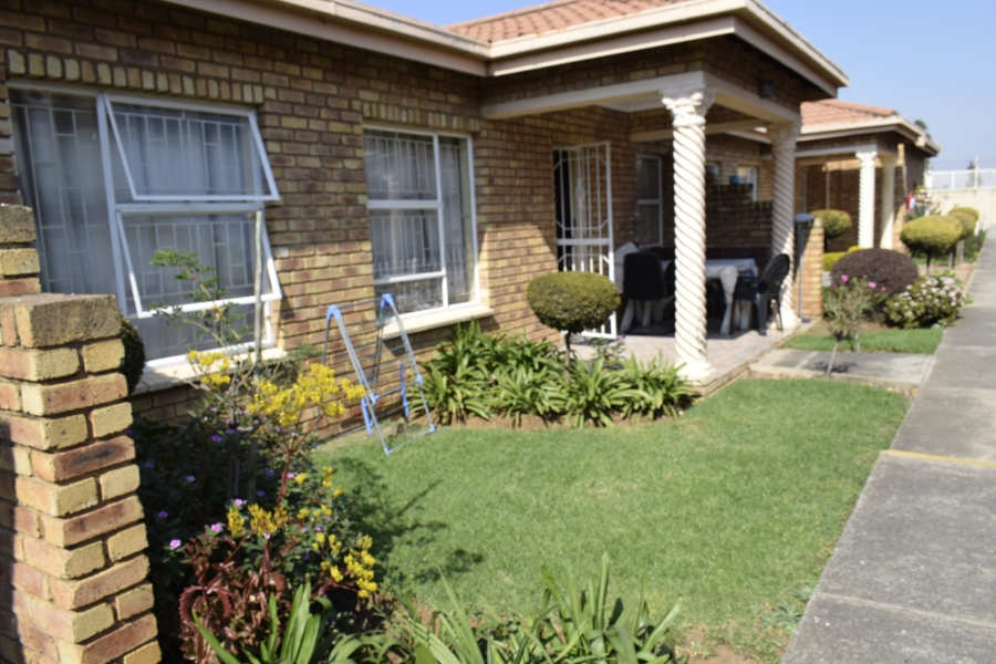 2 Bedroom Property for Sale in Van Dyk Park Gauteng