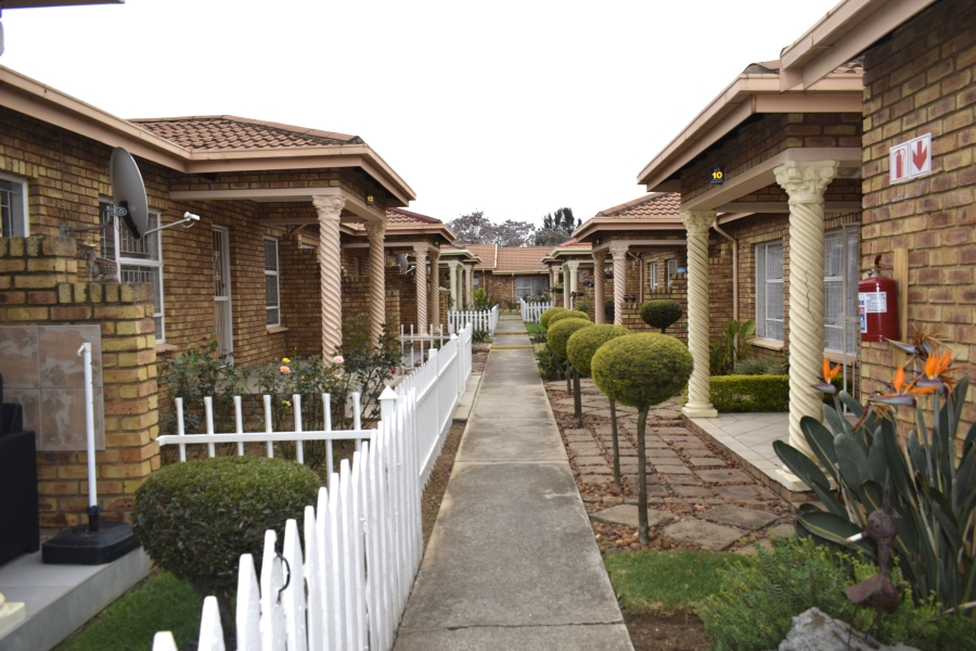 2 Bedroom Property for Sale in Van Dyk Park Gauteng
