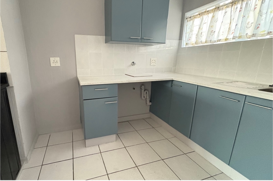 1 Bedroom Property for Sale in Discovery Gauteng