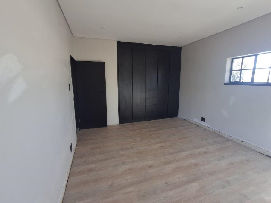To Let 4 Bedroom Property for Rent in Dunvegan Gauteng
