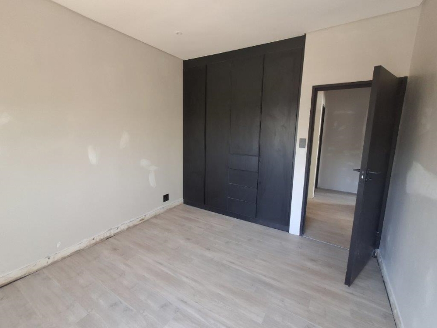 To Let 4 Bedroom Property for Rent in Dunvegan Gauteng