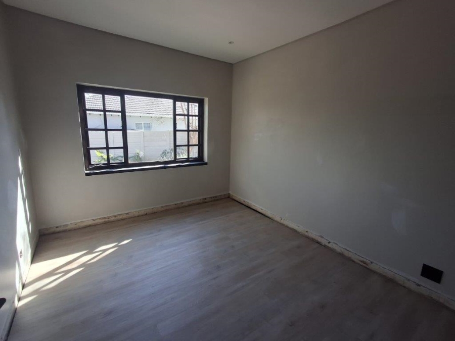 To Let 4 Bedroom Property for Rent in Dunvegan Gauteng
