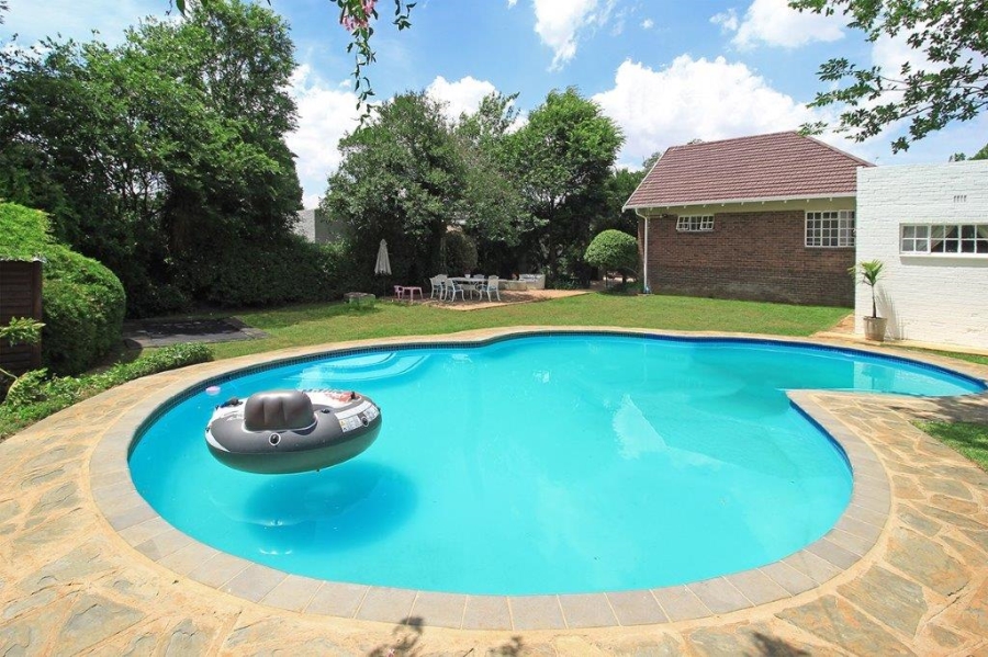 To Let 4 Bedroom Property for Rent in Dunvegan Gauteng